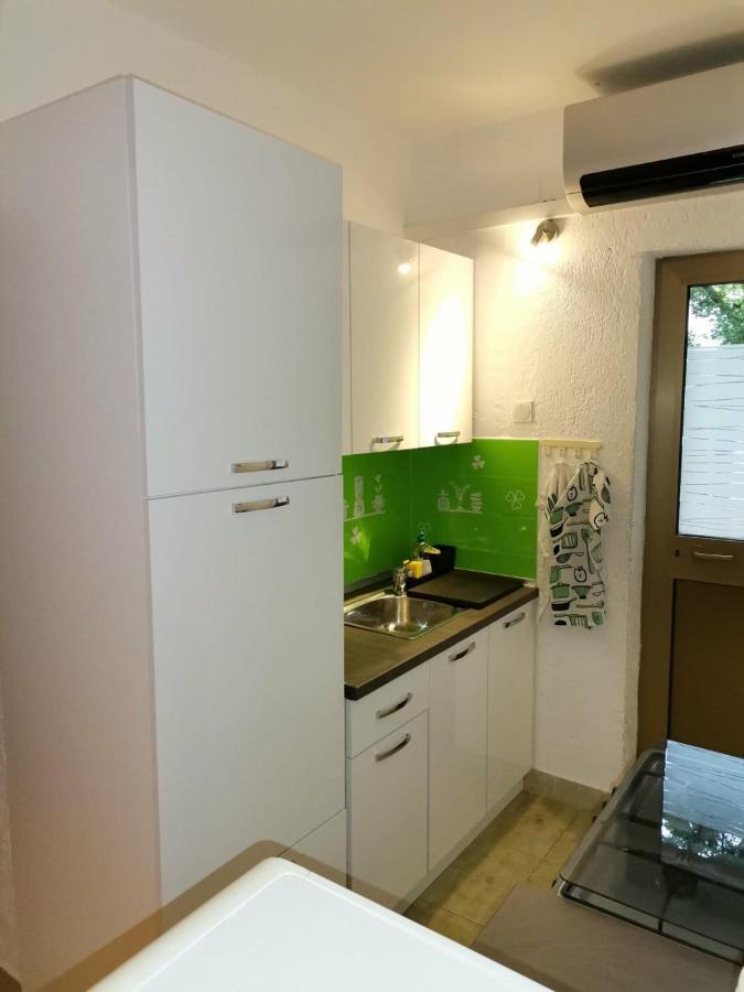 Kata Apartment Smrika Bagian luar foto