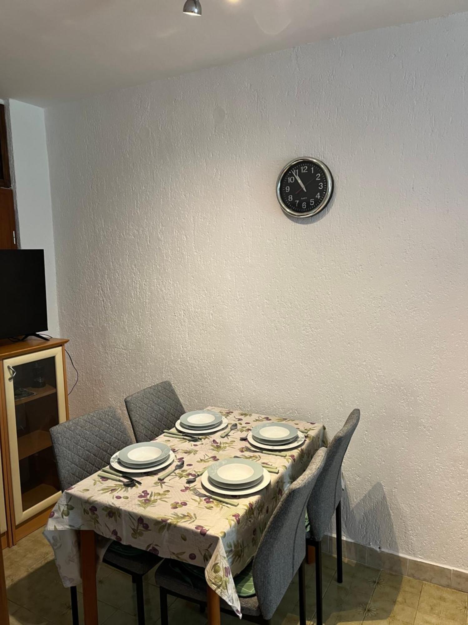 Kata Apartment Smrika Bagian luar foto